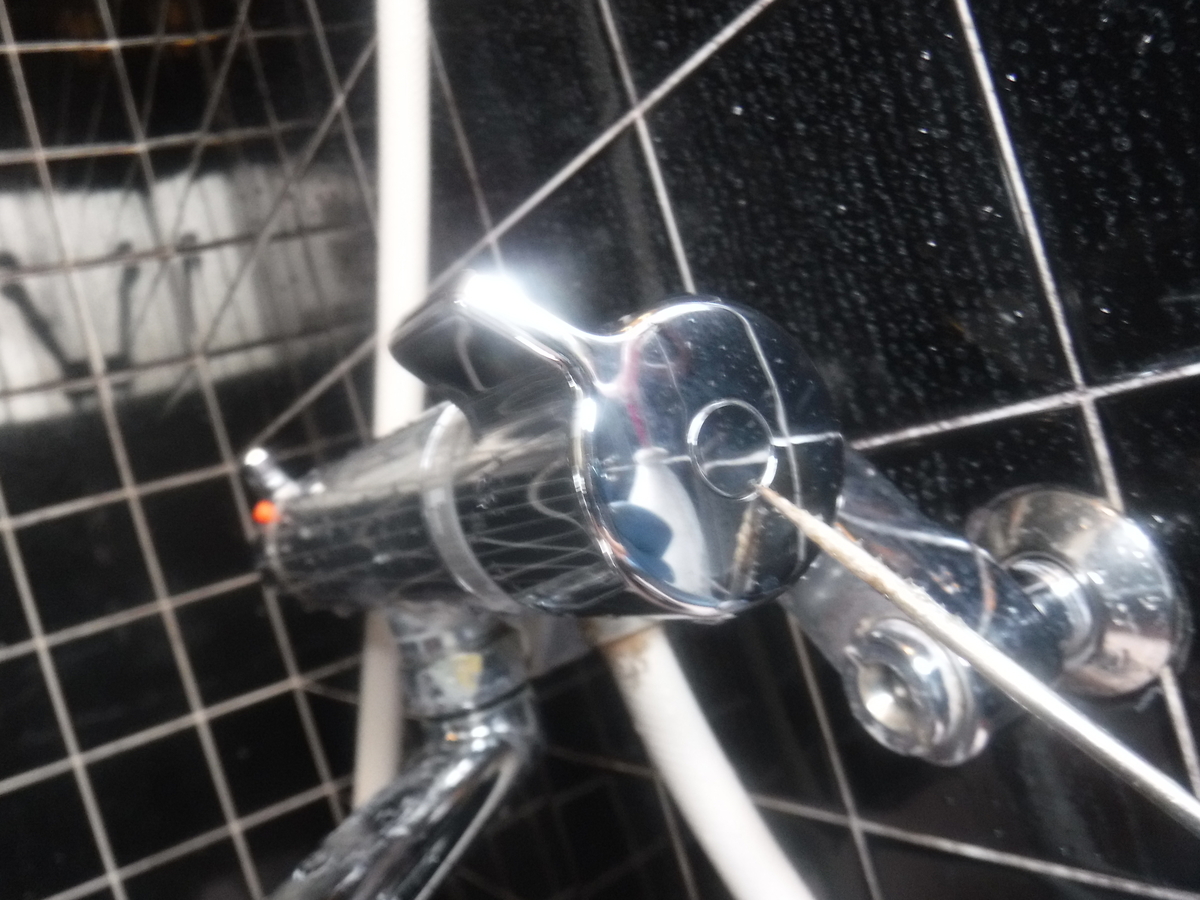 浴室サーモシャワー水栓 水漏れ修理 TOTO TMJ40C3R