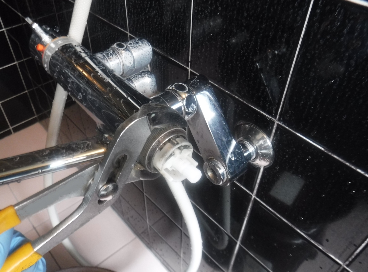 浴室サーモシャワー水栓 水漏れ修理 TOTO TMJ40C3R - あなたに
