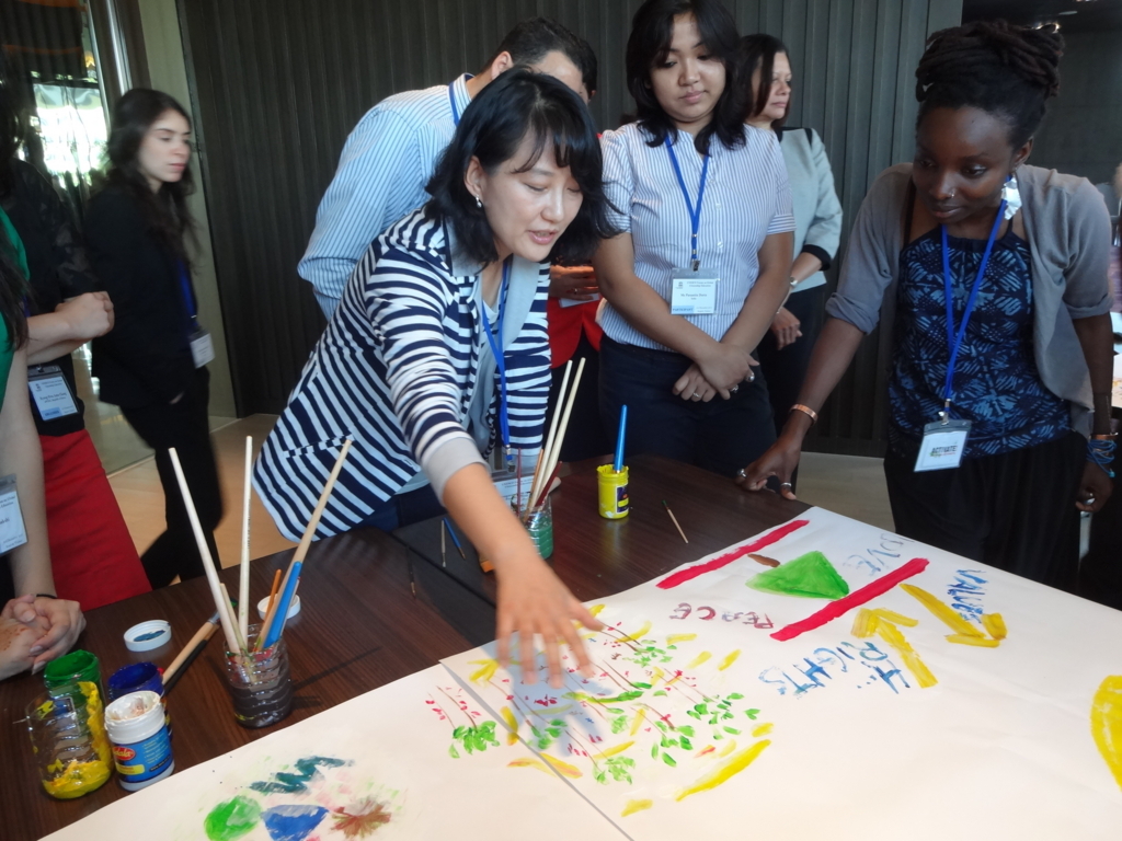 f:id:UNIC_Tokyo:20131204035057j:plain f:id:UNIC_Tokyo:20131204035057j:plain