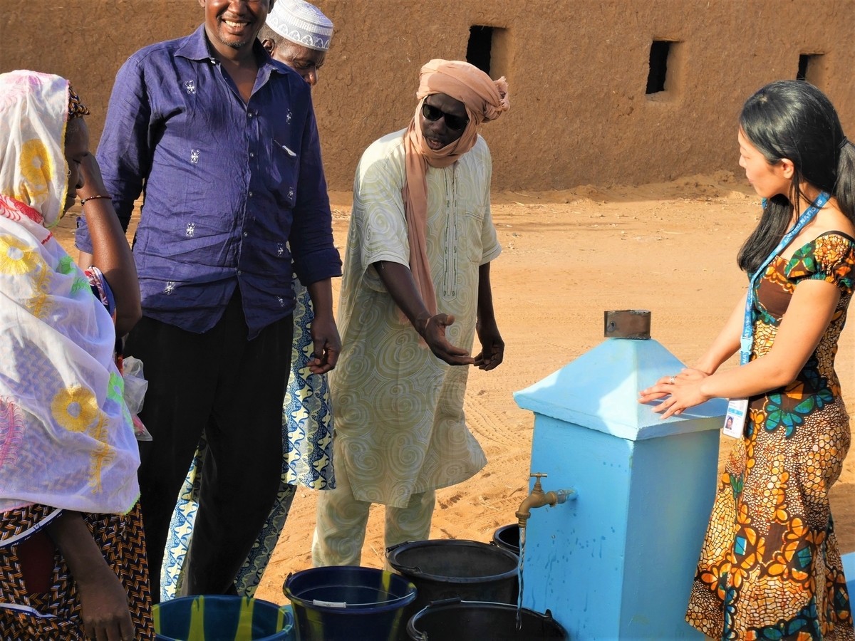 f:id:UNIC_Tokyo:20170309020701j:plain