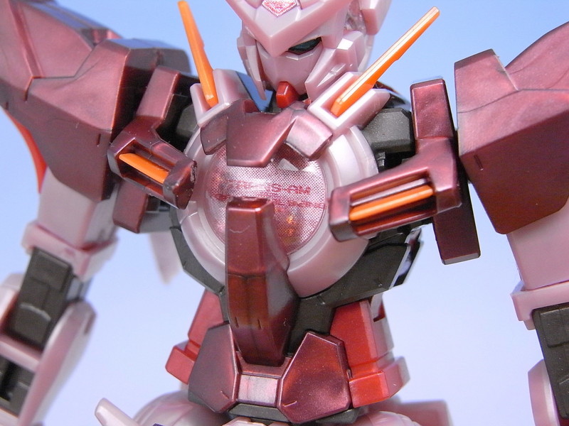 バンダイ 1/144 HG ガンダムエクシア （トランザムモード
