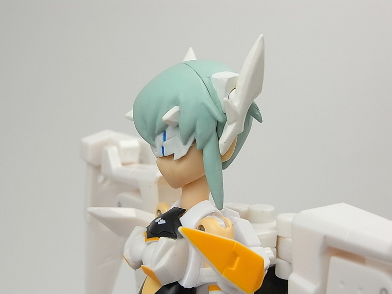 悪魔型 ストラーフ リペイントカラーバージョン (プラモデル