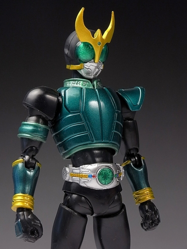 バンダイ S.H.フィギュアーツ 仮面ライダークウガ ペガサスフォーム
