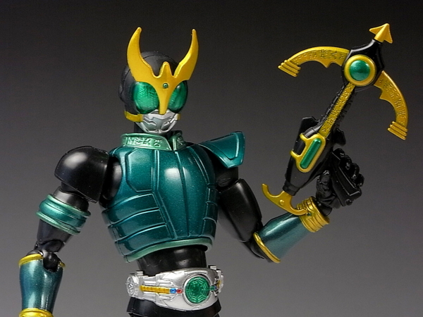 バンダイ S.H.フィギュアーツ 仮面ライダークウガ ペガサス