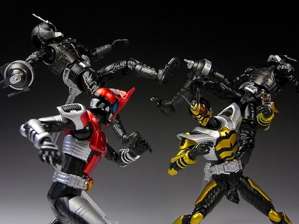 バンダイ S.H.フィギュアーツ ゼクトルーパー (シャドウ隊員ver