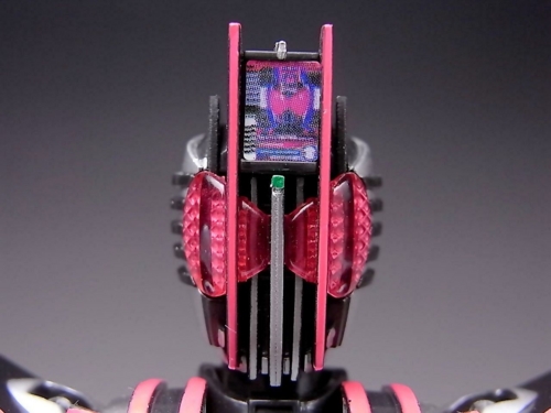 仮面ライダーディケイド フィギュア　コンプリートフォーム S.H.Figuarts」シリーズより仮面ライダーディケイド