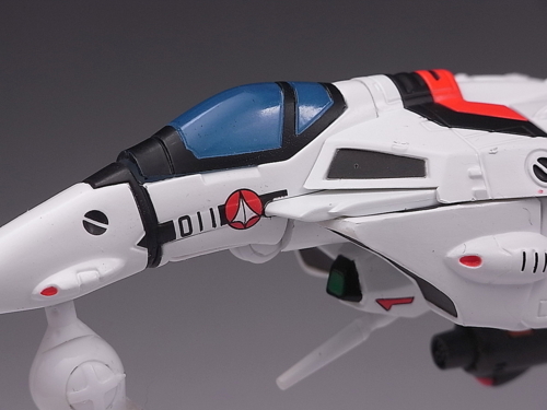 海洋堂 リボルテックヤマグチ 三段変形バルキリー VF-1A 【一条