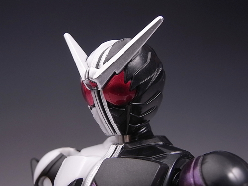 バンダイ WFC 04 仮面ライダーW ファングジョーカー レビュー