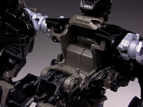 トランスフォーマーリベンジ RD-24 ディセプティコン バリケード