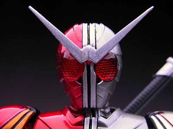 S.H.フィギュアーツ 仮面ライダーW ヒートメタル レビュー - YO