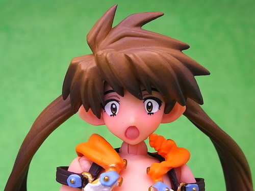 リボルテック クイーンズブレイド 森の番人 ノワ Amazon.co.jp: クイーンズブレイド 森の番人 ノワ (1/7スケール
