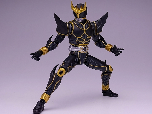 S.H.フィギュアーツ 仮面ライダークウガ アルティメットフォーム