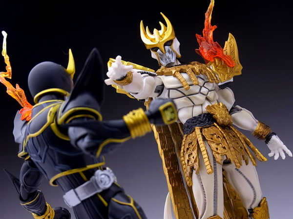 S.H.フィギュアーツ 仮面ライダークウガ ン・ダグバ・ゼバ レビュー - YOの玩具箱