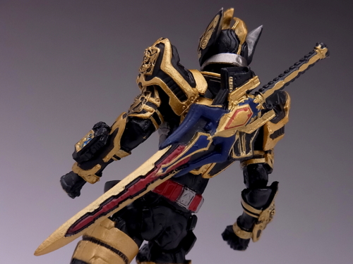 S.I.C.極魂 仮面ライダーブレイド キングフォーム Amazon.co.jp: TAMASHII NATIONS S.I.C.極魂 仮面ライダー