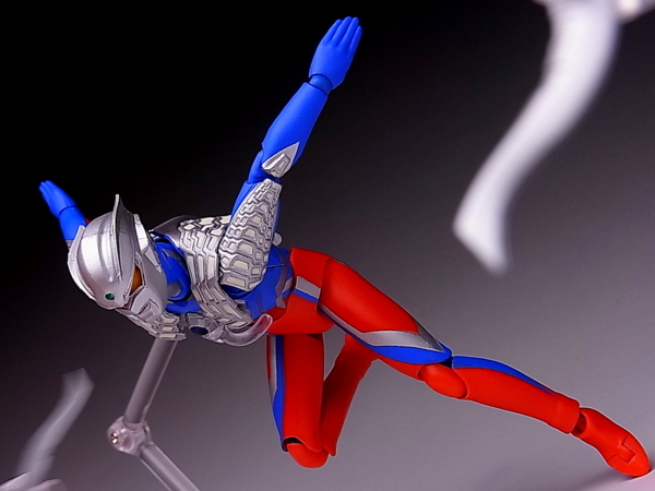 ULTRA-ACT ウルトラアクト ウルトラマン ゼロ　ベリアル ULTRA-ACT ウルトラマンベリアル | 魂ウェブ