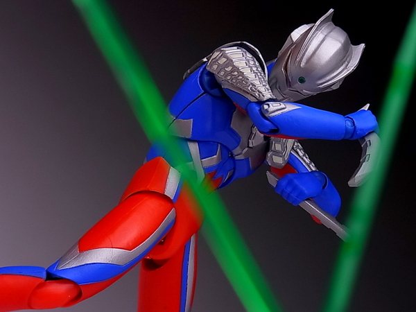 ウルトラアクト　ゼロ3種類セット ULTRA-ACT ウルトラマンゼロ レビュー - YOの玩具箱