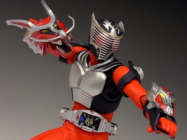 figma 仮面ライダー ドラゴンナイト レビュー - YOの玩具箱
