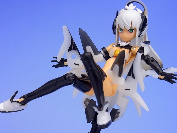 武装神姫 剣士型MMS オールベルン ルナーリア レビュー - YOの玩具箱