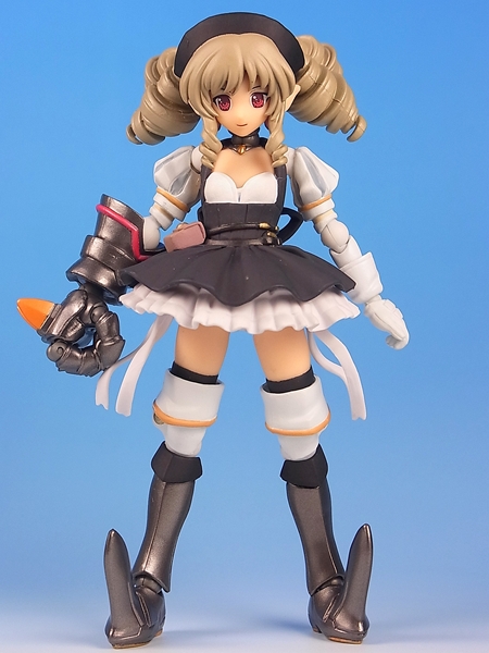 リボルテック　クイーンズブレイド　ユーミル 2Pカラーver リボルテック クイーンズブレイド ユーミル 2Pカラー レビュー
