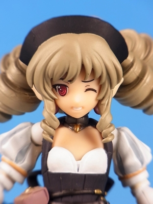 リボルテック クイーンズブレイド ユーミル 2Pカラー レビュー - YOの