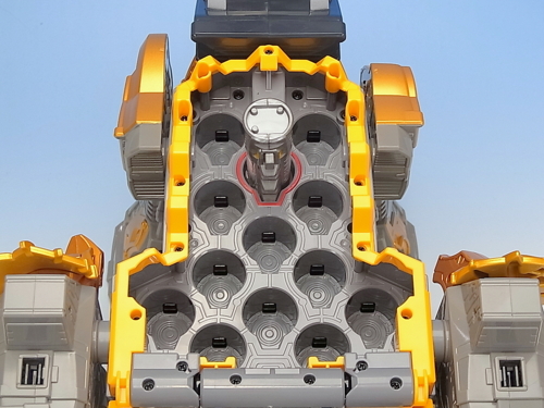 DX ギガントブラギオー ブラギガス + ガーディアンズ獣電池13本セット 獣電池13本付属・欠品あり DXギガントブラギオー 《獣電戦隊キョウ