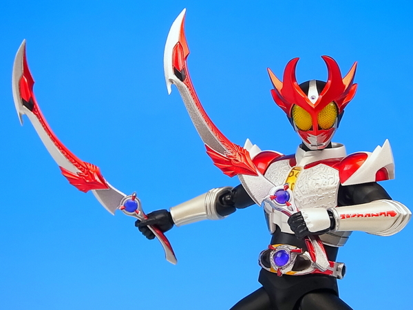 S.H.フィギュアーツ 仮面ライダーアギト シャイニングフォーム