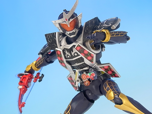 フィギュアーツ　仮面ライダー鎧武　ジンバーレモン&カチドキ&極アームズ S.H.フィギュアーツ 仮面ライダー鎧武 ジンバーレモンアームズ