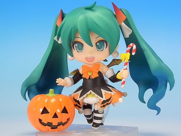 おかみくん ハロウィン蓄光 ver ねんどろいど 初音ミク ハロウィンVer. レビュー - YOの玩具箱