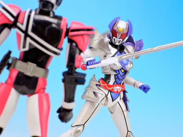 S.H.フィギュアーツ 仮面ライダーキバーラ レビュー - YOの玩具箱
