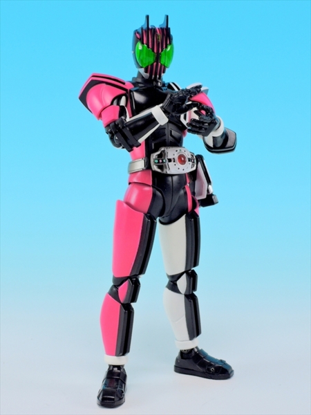 S.H.フィギュアーツ 真骨彫製法 仮面ライダーディケイド