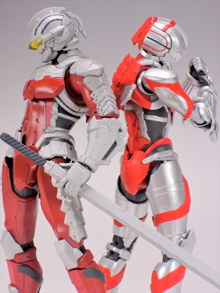 ウルトラアクト　SHフィギュアーツ　ウルトラマンスーツ Amazon.co.jp: TAMASHII NATIONS ウルトラアクト × S.H.フィギュ