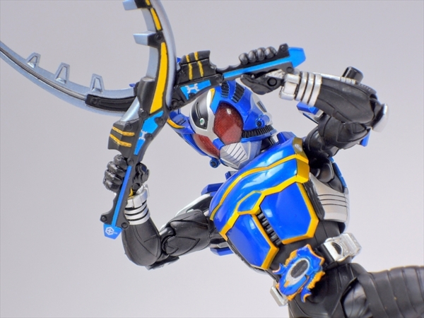 S.H.フィギュアーツ 真骨彫製法 仮面ライダーガタック レビュー - YOの
