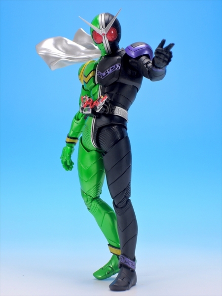 S.H.フィギュアーツ 真骨彫製法 仮面ライダーW サイクロン