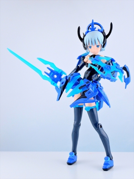 武装神姫 剣士型MMS ジールベルン サファイア レビュー - YOの玩具箱