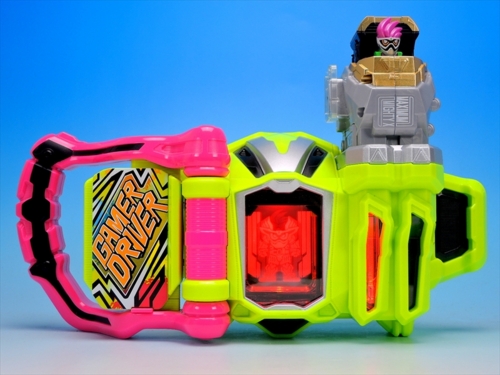 DX マキシマムマイティXガシャット　タドルレガシー　ハリケーンニンジャ　など DXマキシマムマイティXガシャット｜仮面ライダーおもちゃウェブ