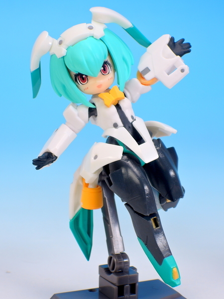 デスクトップアーミー F-606s フレア ナビット・シスターズ(BOX) mxn26g8 Amazon.co.jp: デスクトップアーミー F-606s フレア ナビット