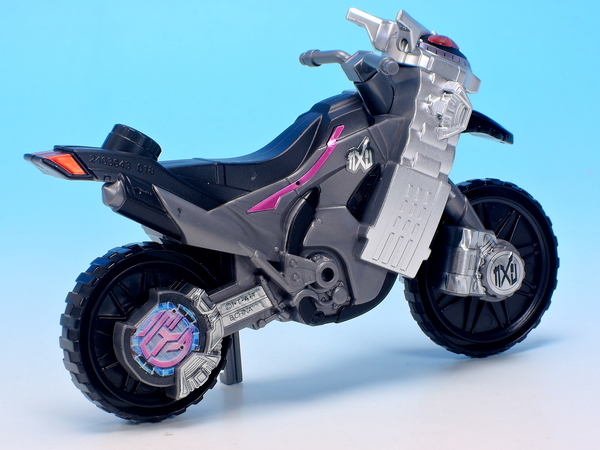 仮面ライダー　ジオウ　ライドストライカー Amazon.co.jp: S.H.Figuarts ライドストライカー