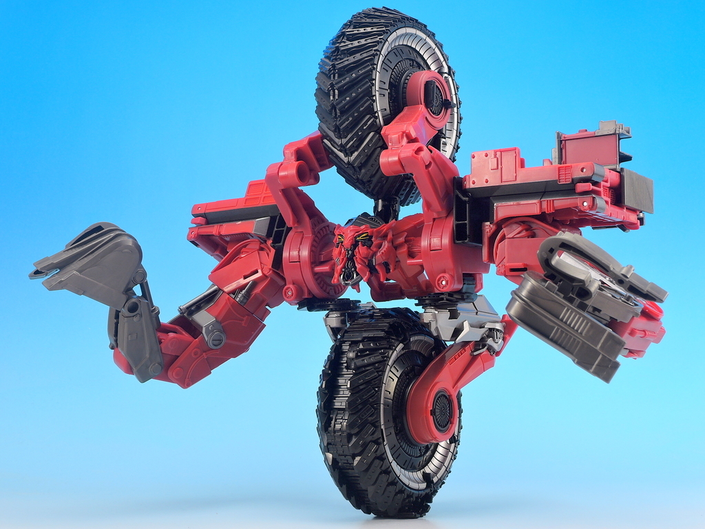 SS-47 ディセプティコン スカベンジャー で遊ぶ - YOの玩具箱