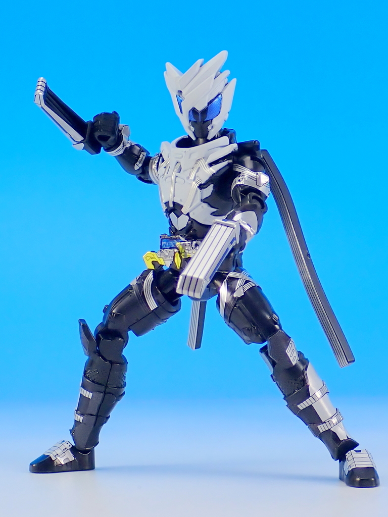 装動 仮面ライダーセイバー Book2 で遊ぶ - YOの玩具箱