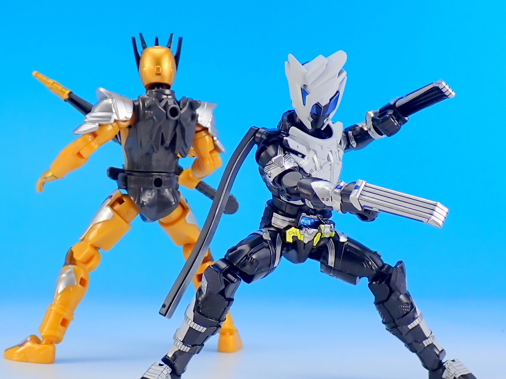装動 仮面ライダーセイバー Book2 で遊ぶ - YOの玩具箱