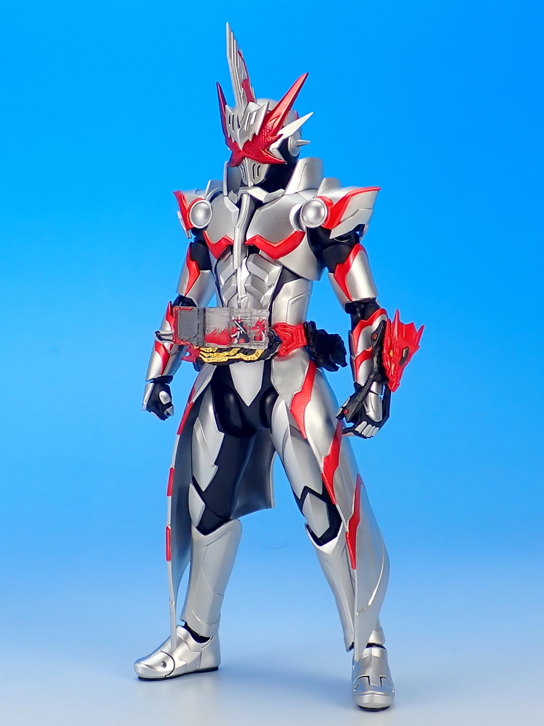 S.H.Figuarts 仮面ライダーセイバー ドラゴニックナイト 到着