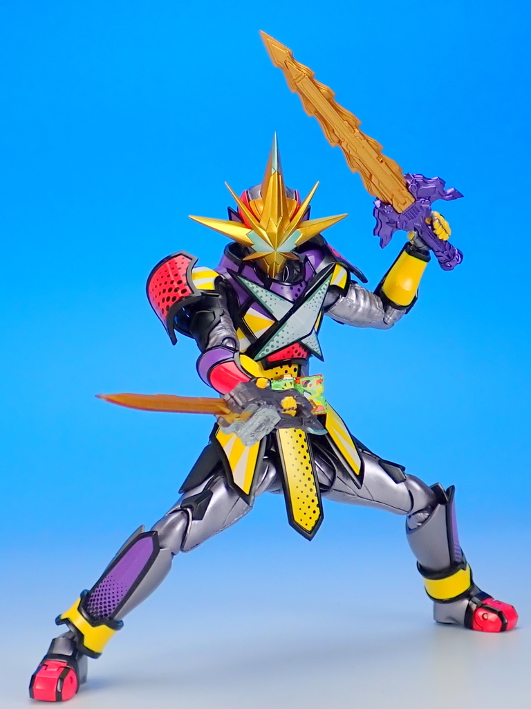 SHフィギュアーツ 仮面ライダー最光 金の武器 銀の武器