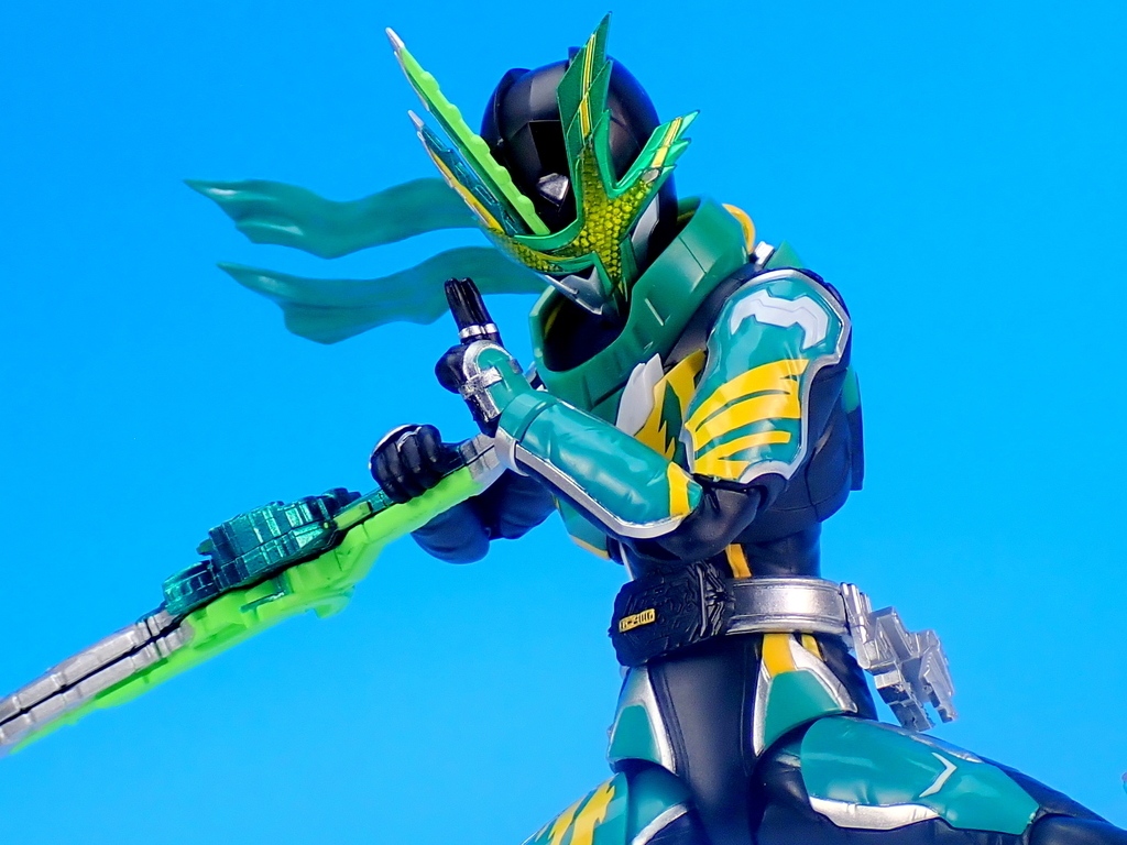 S.H.フィギュアーツ 仮面ライダー剣斬 猿飛忍者伝 で遊ぶ - YOの