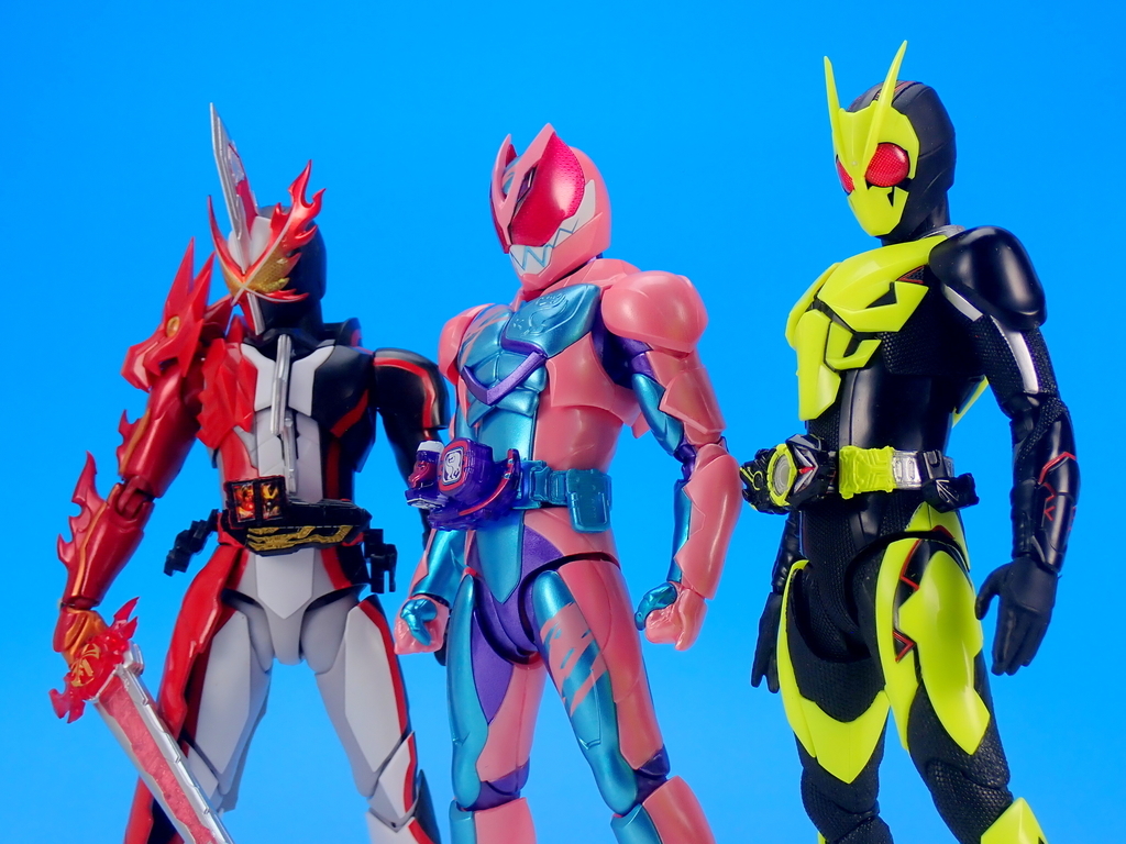 SHFiguarts 仮面ライダーリバイ レックスゲノム で遊ぶ - YOの玩具箱