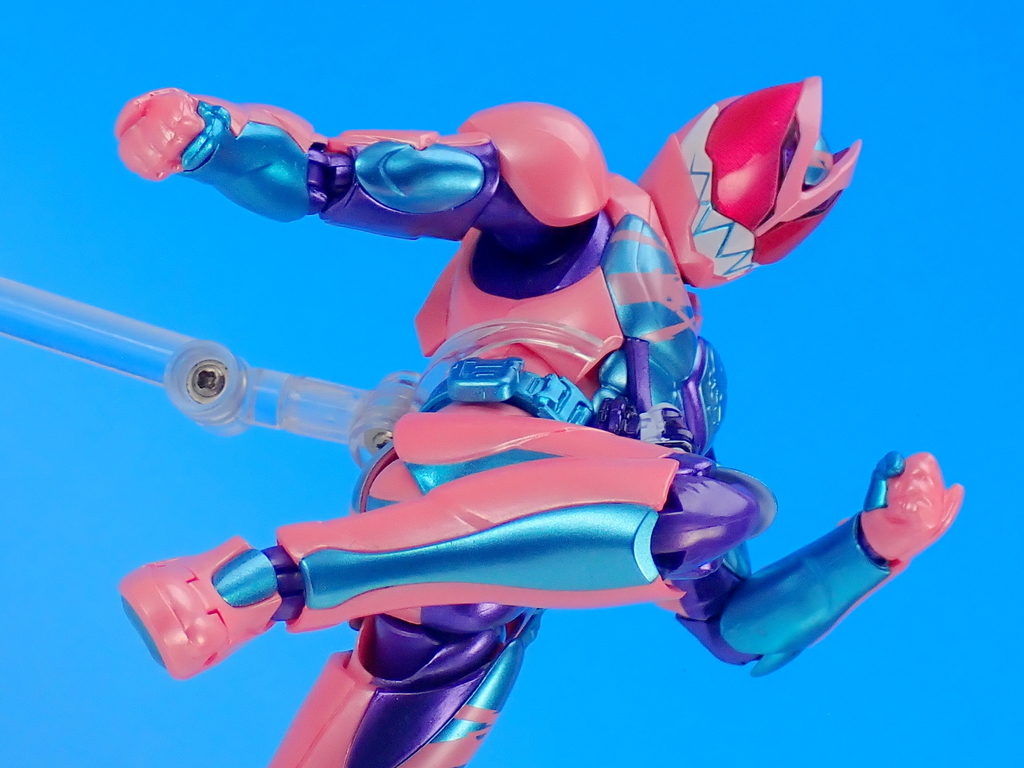 SHFiguarts 仮面ライダーリバイ レックスゲノム で遊ぶ - YOの玩具箱
