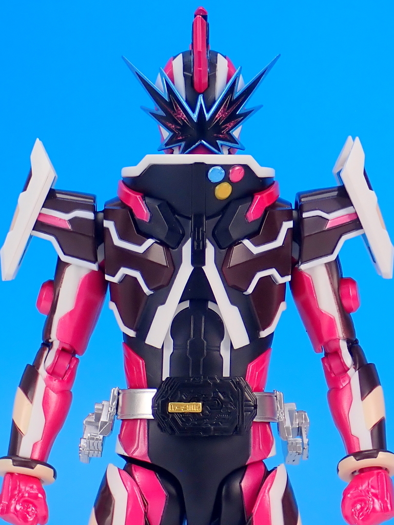 S.H.Figuarts 仮面ライダースラッシュ ヘンゼルナッツと