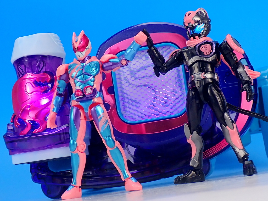 Amazon.co.jp: 未開封 装動 仮面ライダーリバイス by再 バイス