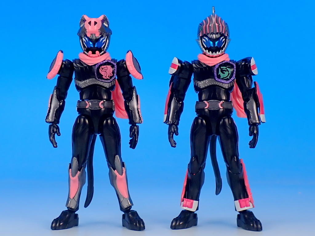 装動リバイス 仮面ライダーリバイ＆バイス メガロドンゲノム で遊ぶ