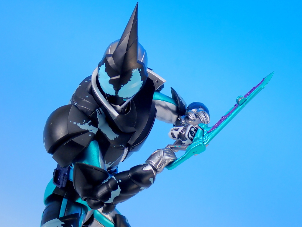S.H.Figuarts 仮面ライダーエビル バットゲノム／ジャッカルゲノム で