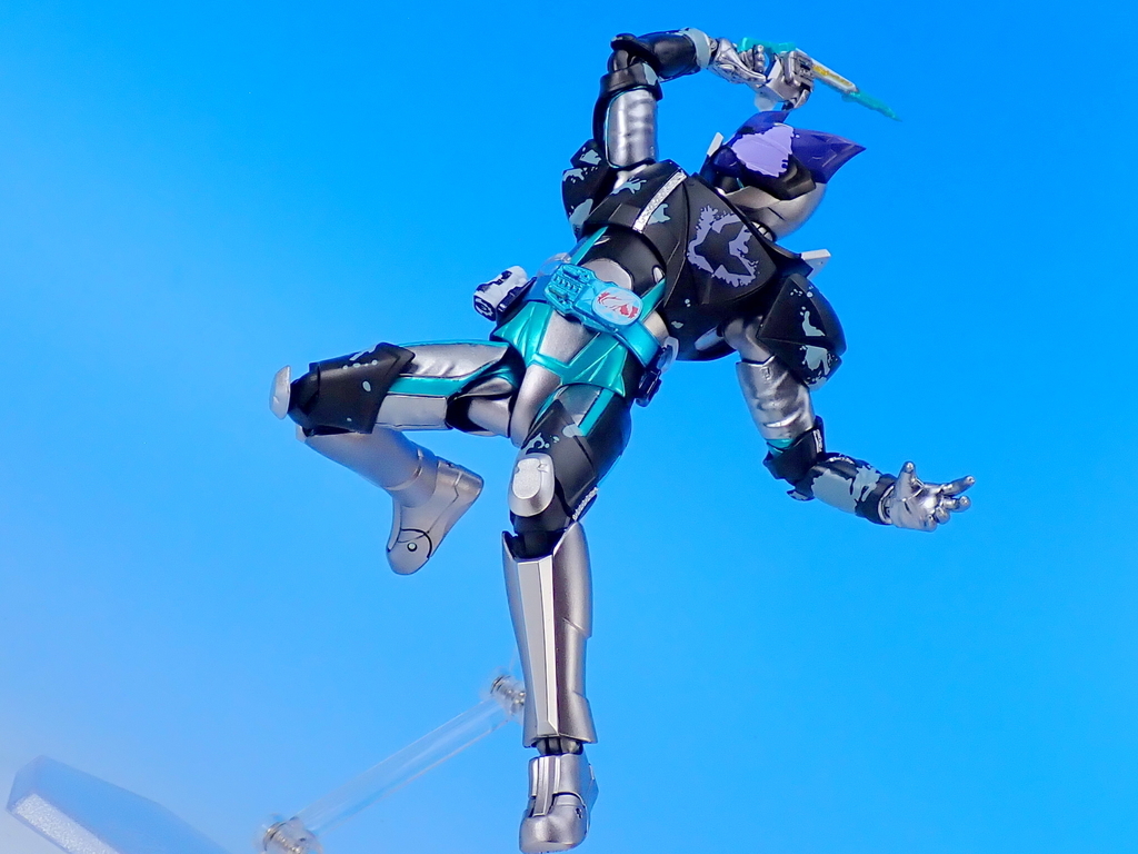 S.H.Figuarts 仮面ライダーエビル バットゲノム／ジャッカル